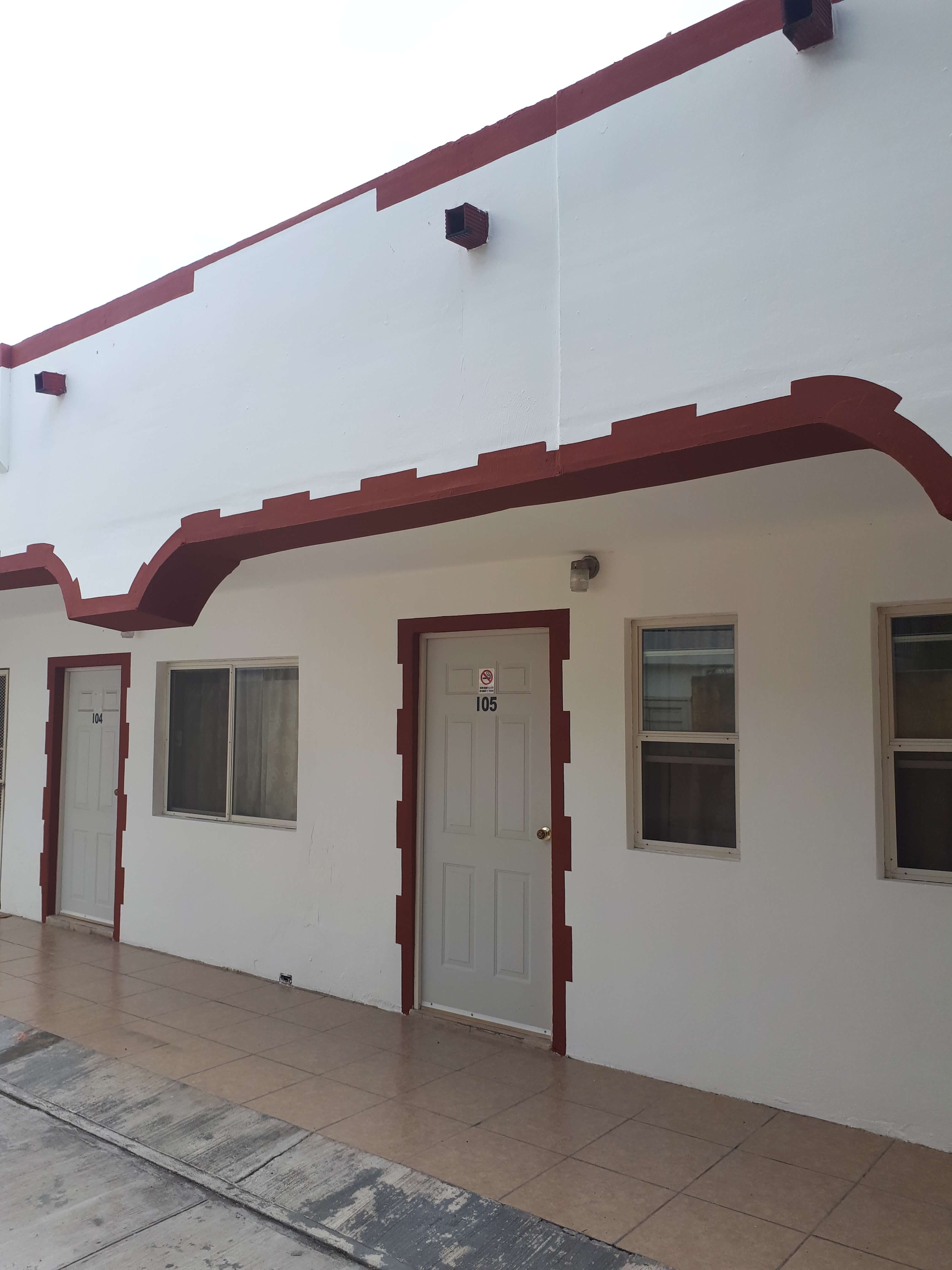 Habitación cómoda y moderna amueblada en Cadereyta